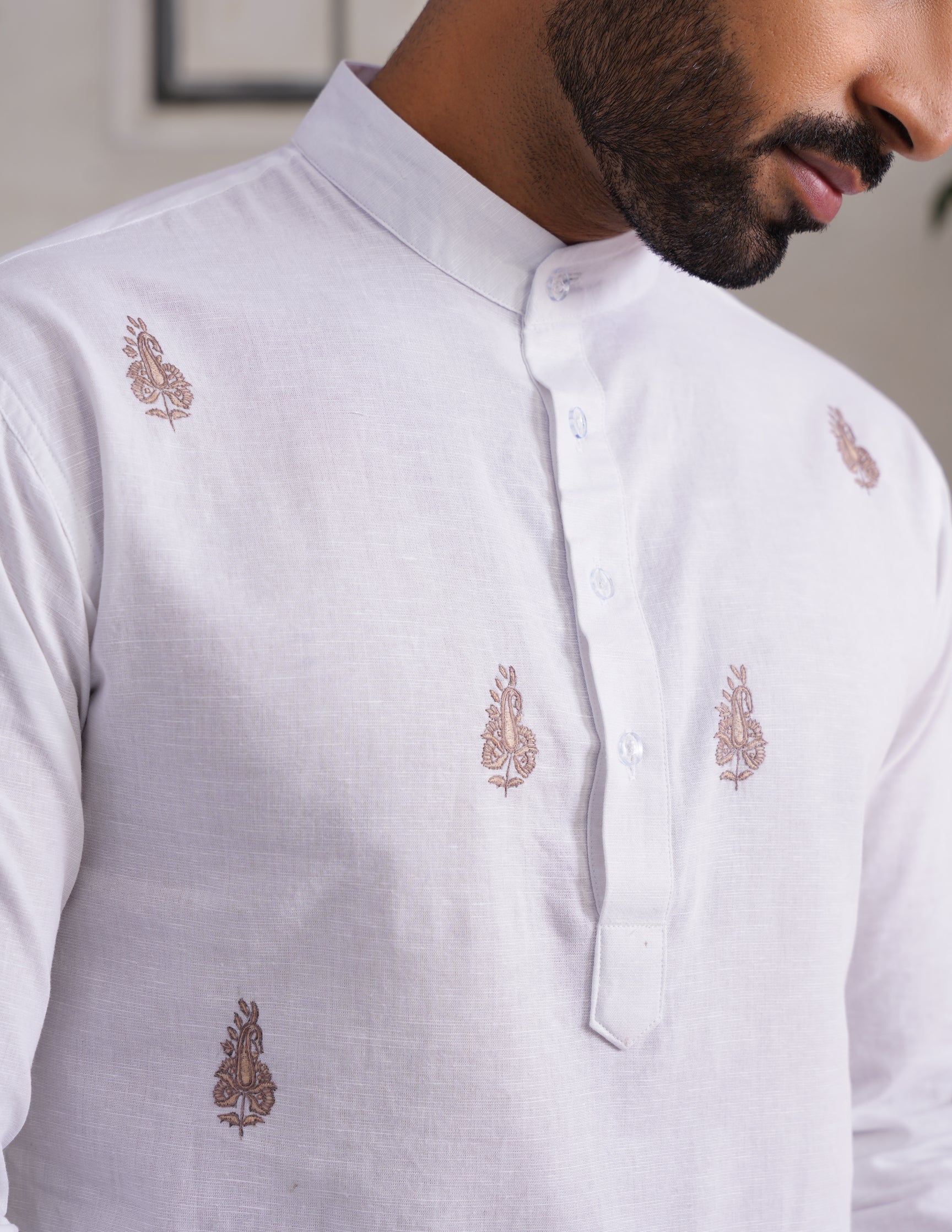 Kashmiri Sozni Paisley Embroidered Linen Cotton Short Kurta – White | Handcrafted Heritage - Kashmir Box