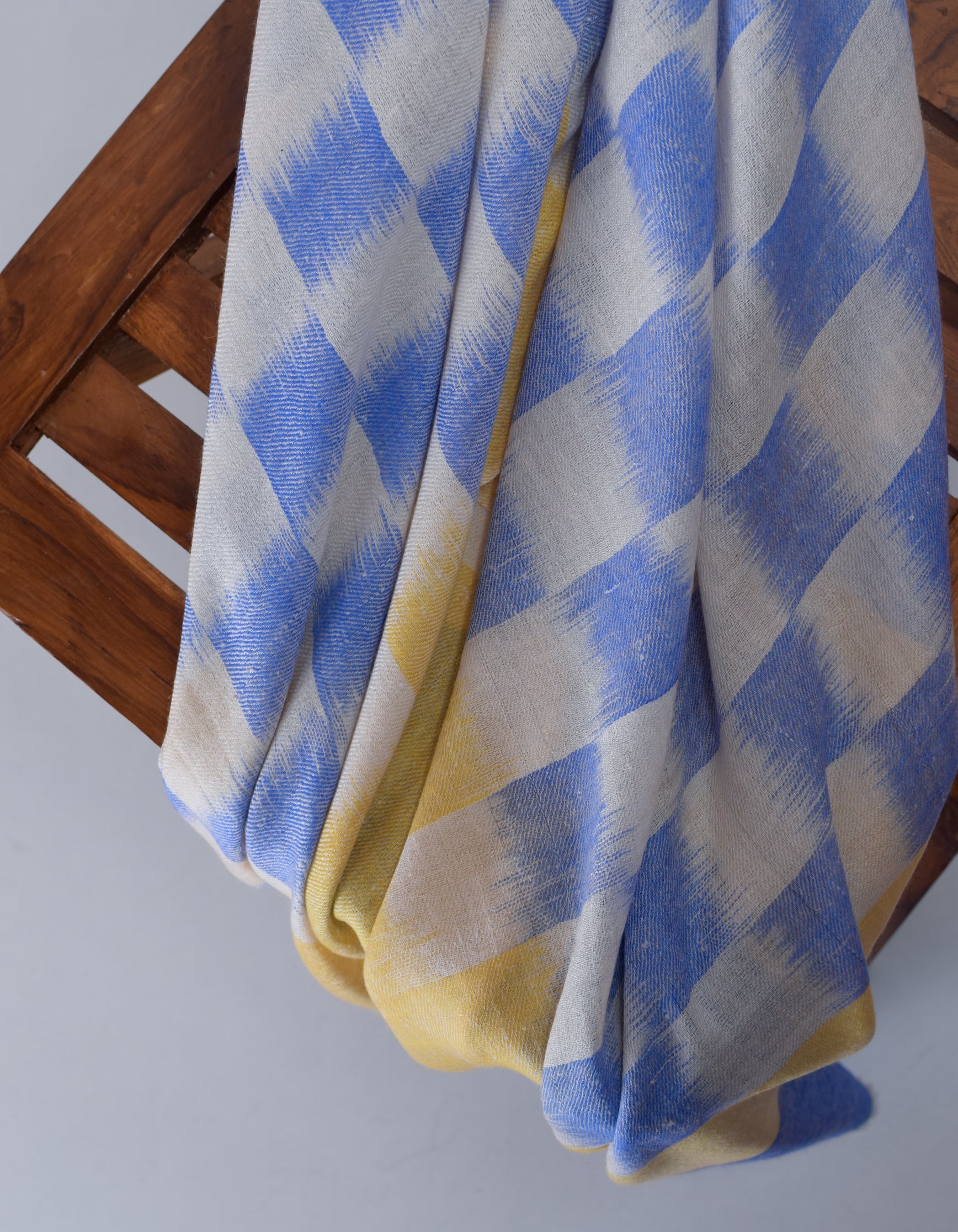 Handwoven Check Ikat Pattern Cashmere Pashmina Stole - Kashmir Box