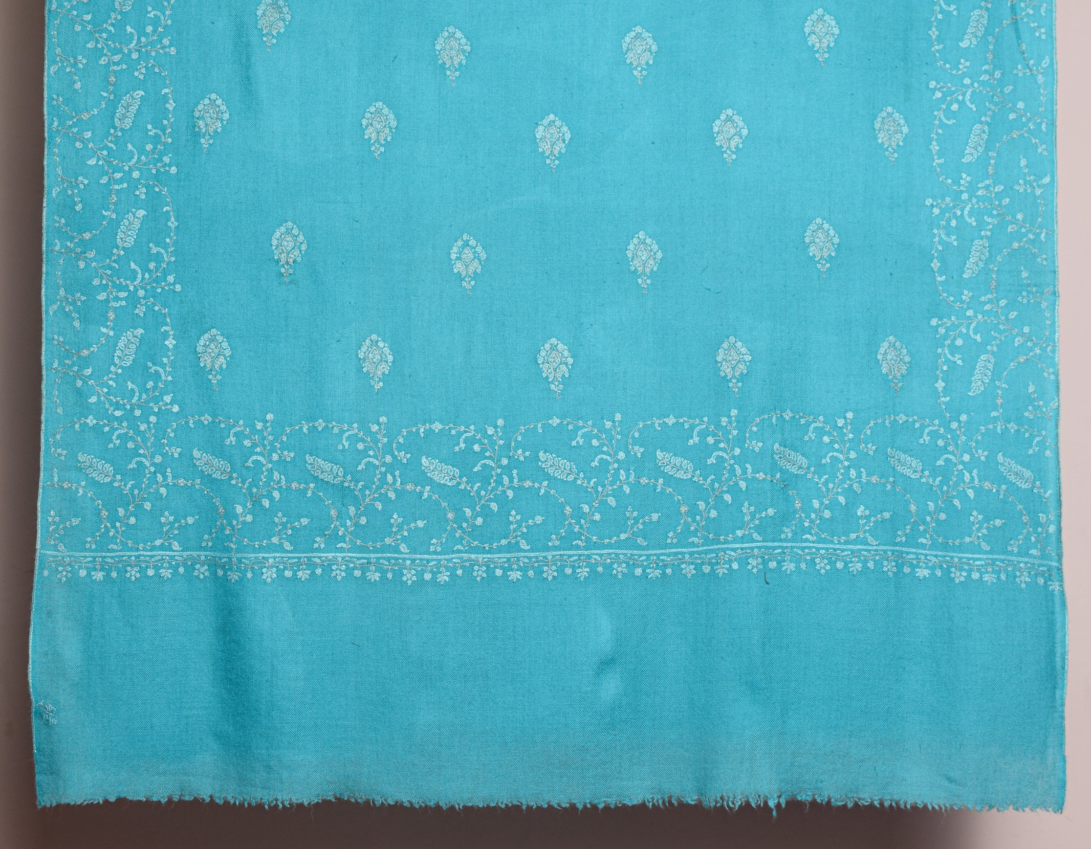 Sky Diamond Handwoven Bouquet Embroidered Cashmere Pashmina Shawl - Kashmir Box