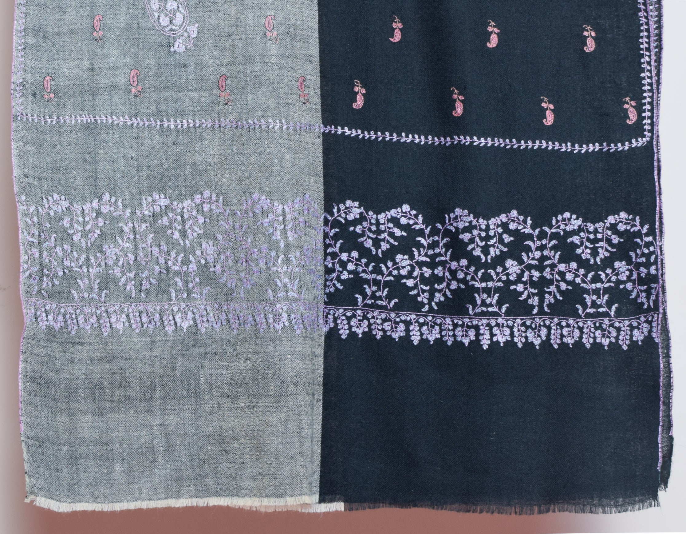 Modern Dual-Tone Handwoven Paisley Embroidered Cashmere Pashmina Stole - Kashmir Box