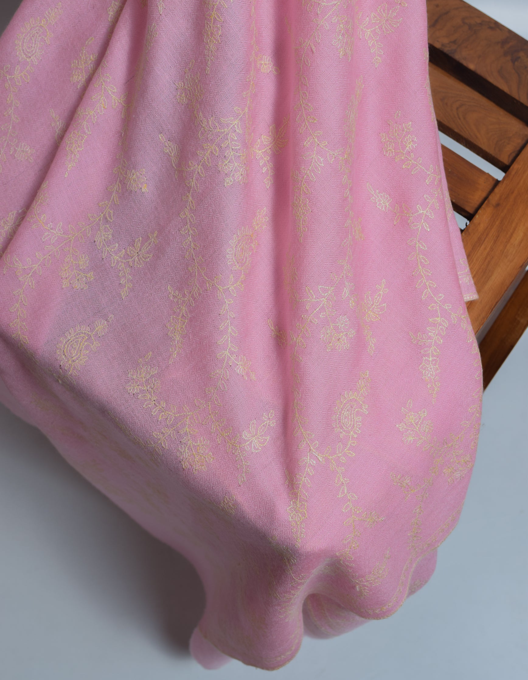 Soft pink Handwoven Jaali Embroidered Cashmere Pashmina Stole - Kashmir Box