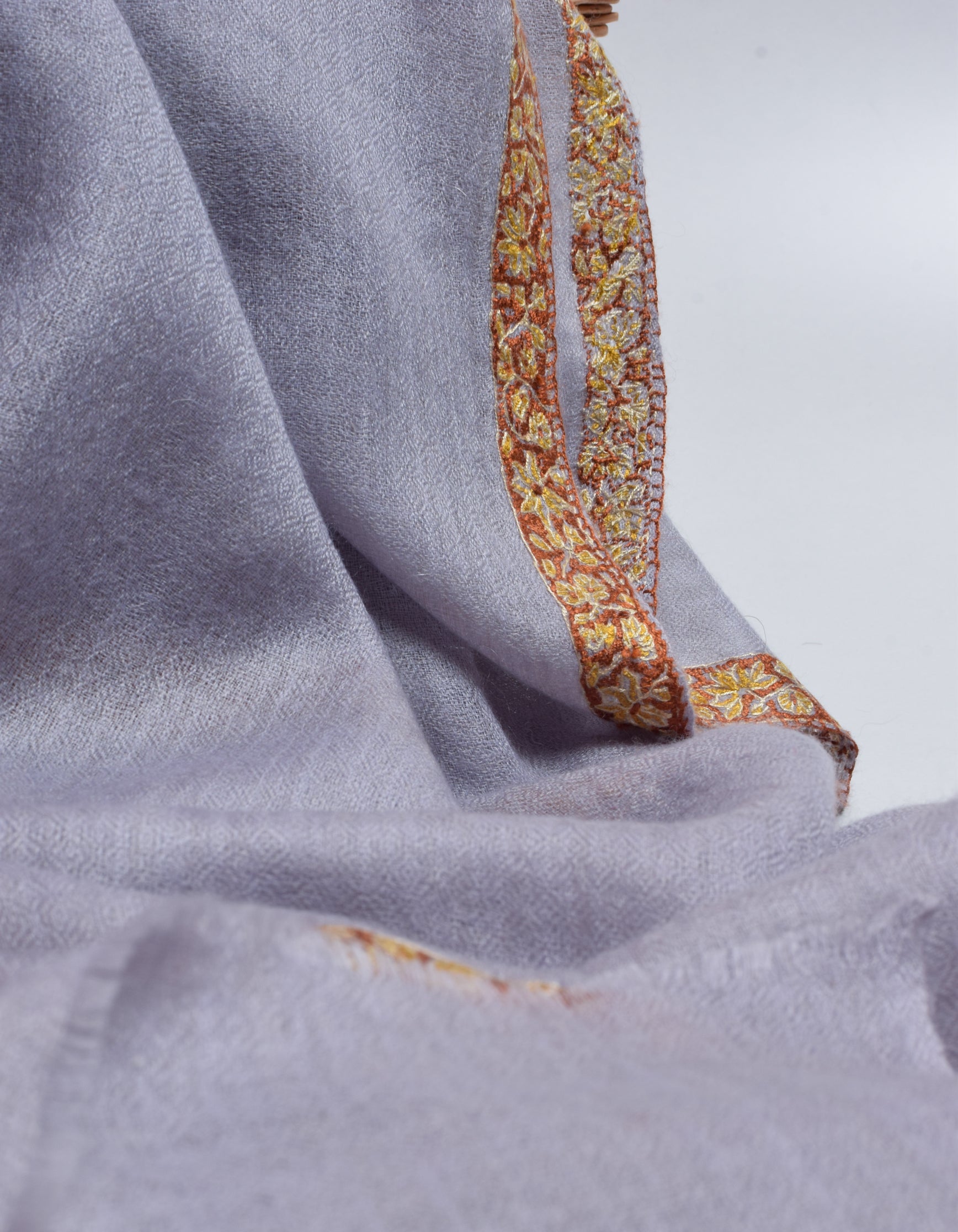 Cool Grey Handwoven Sozni Border Embroidered Cashmere Pashmina Shawl - Kashmir Box