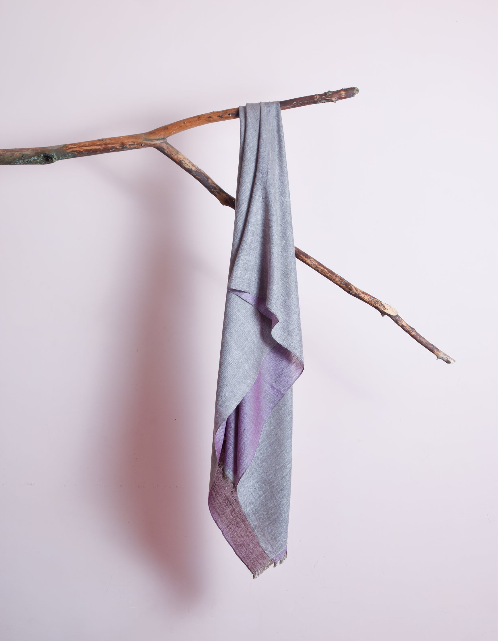 Saffron Grey Handwoven Reversible Cashmere Pashmina Stole - Kashmir Box