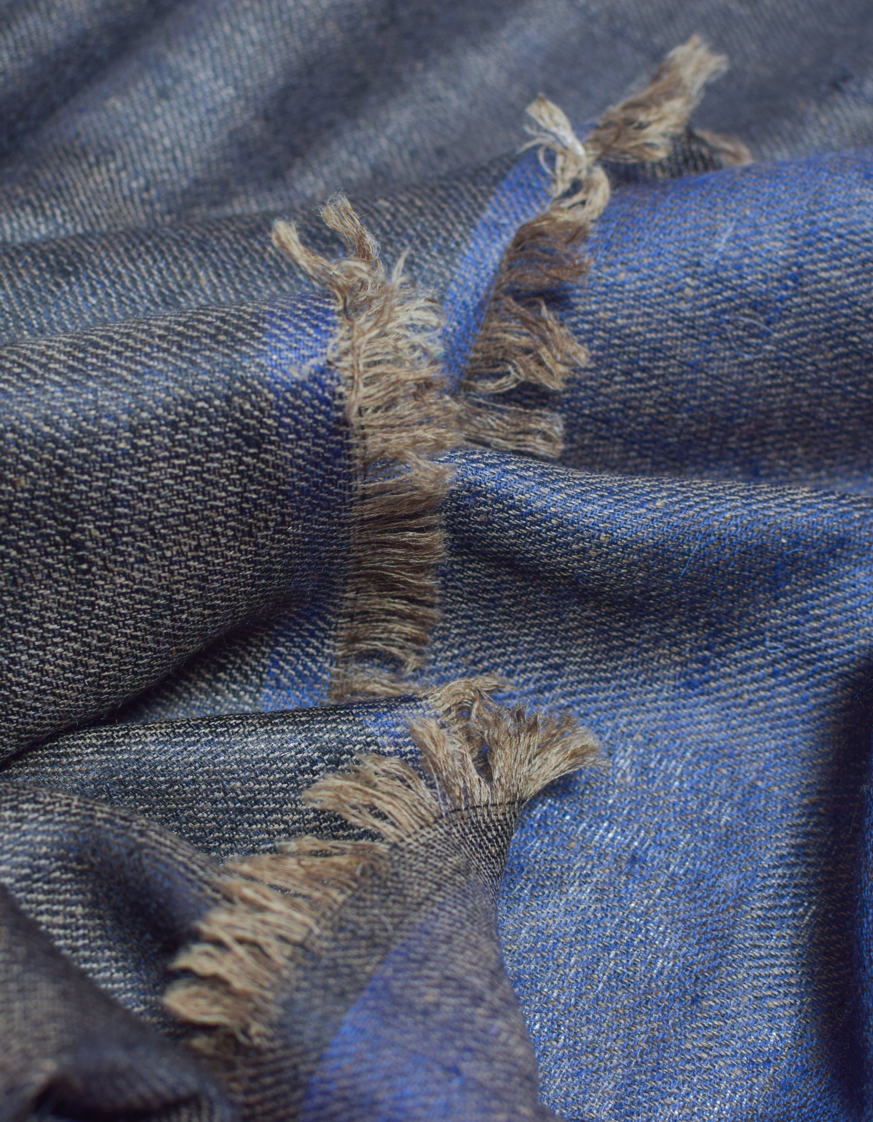 Ash Navy Handwoven Reversible Cashmere Pashmina Stole - Kashmir Box