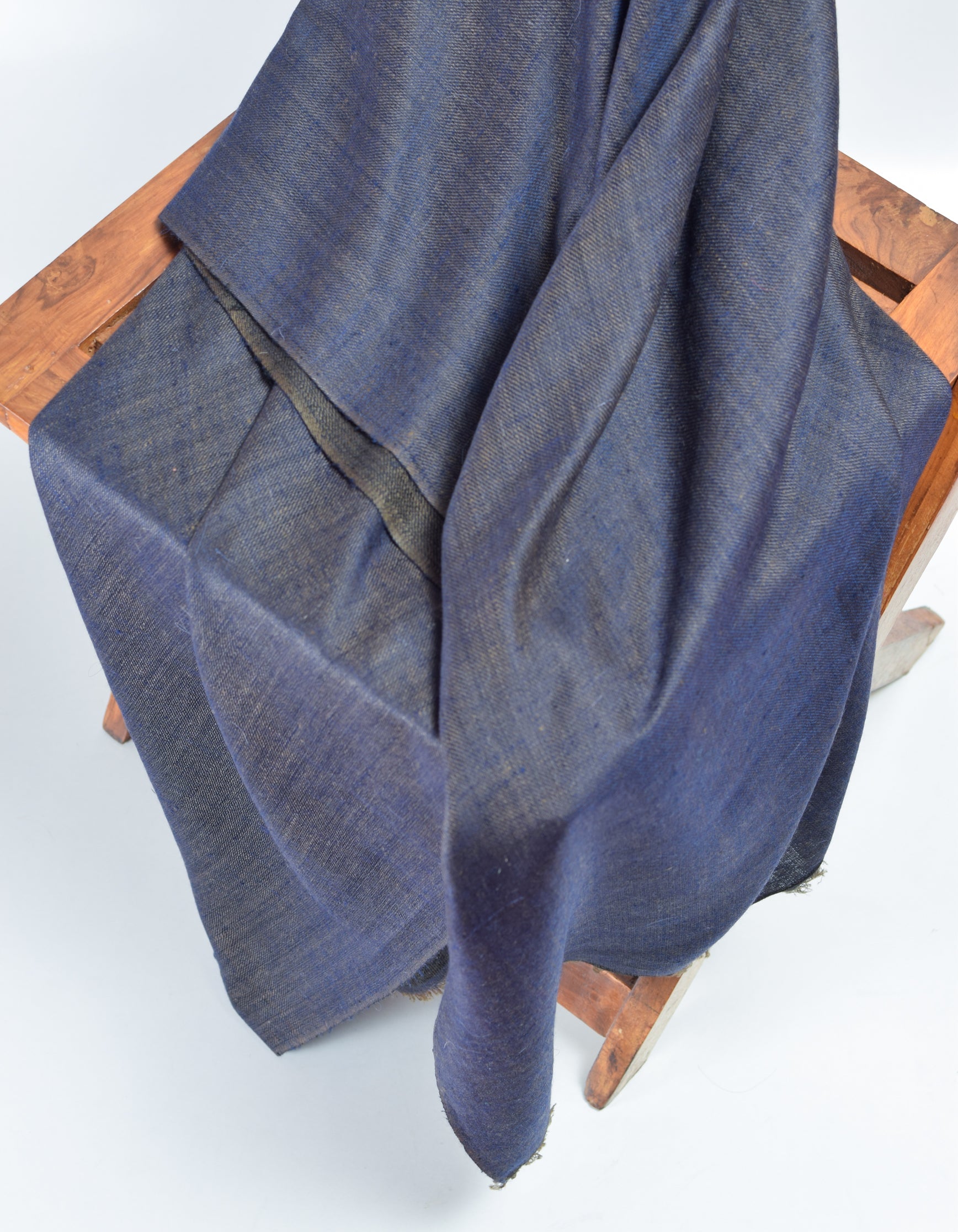 Ash Navy Handwoven Reversible Cashmere Pashmina Stole - Kashmir Box