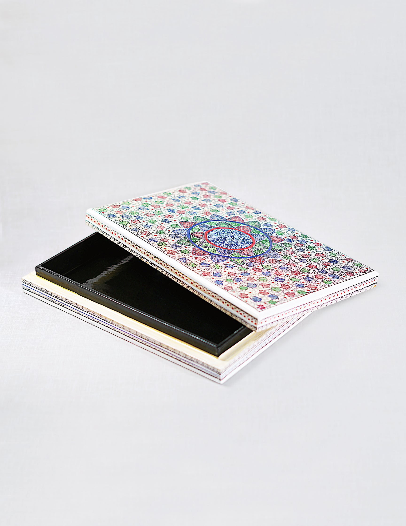 Handmade Kashmir Papier-Mâché Flat Box — Hand-Painted Design | 16.5 cm (L) × 25.5 cm (B) × 3.5 cm (H)