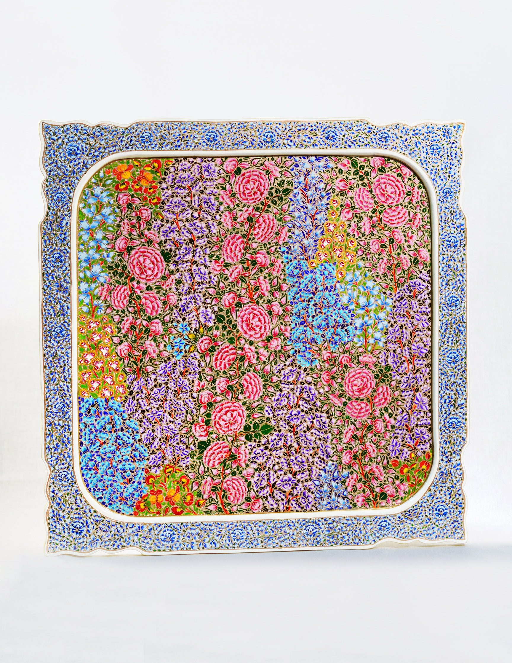 Handmade Kashmir Papier-Mâché Wall Panel — Hand-Painted Design | 45 cm (L) × 45 cm (B) × 1 cm (H)