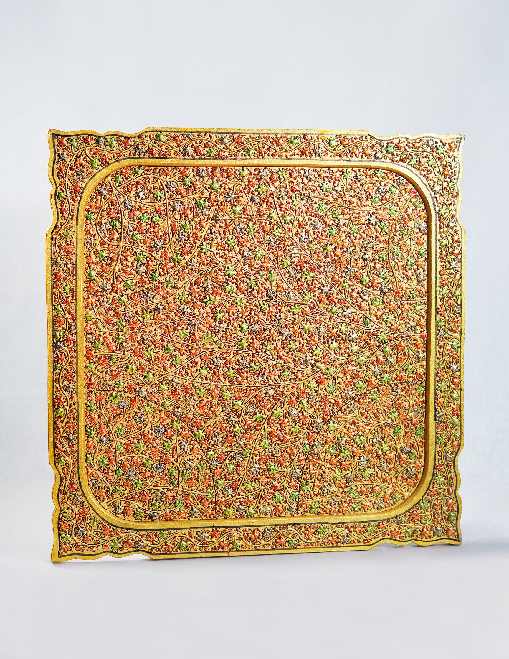 Handmade Kashmir Papier-Mâché Wall Panel — Hand-Painted Design | 45 cm (L) × 45 cm (B) × 1 cm (H)