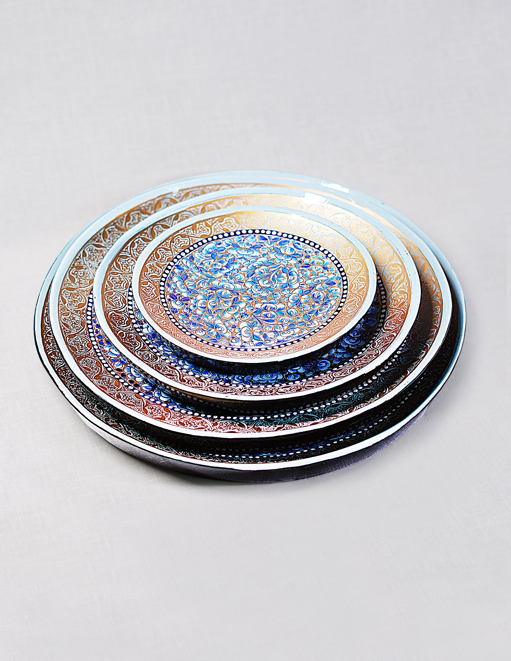 Handmade Kashmir Papier-Mâché Roti Plate / Wall Plate — Hand-Painted Design | Ø 15 cm, Ø 20 cm, Ø 25 cm & Ø 28 cm (set of 4 plates)