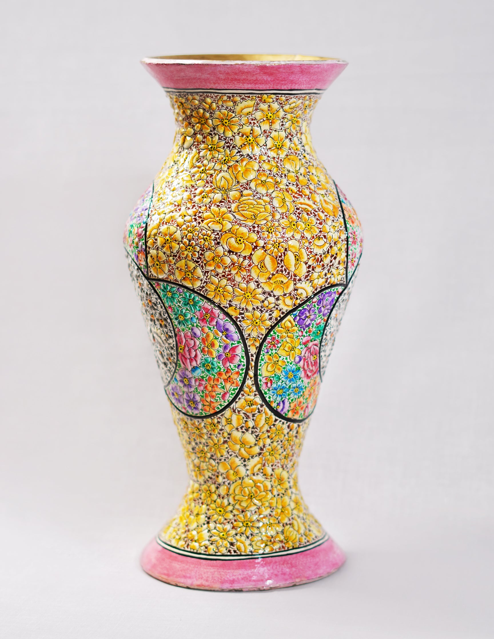 Handmade Kashmir Papier-Mâché Flower Vase — Hand-Painted Design | Ø 11.5 cm × 29 cm (H)