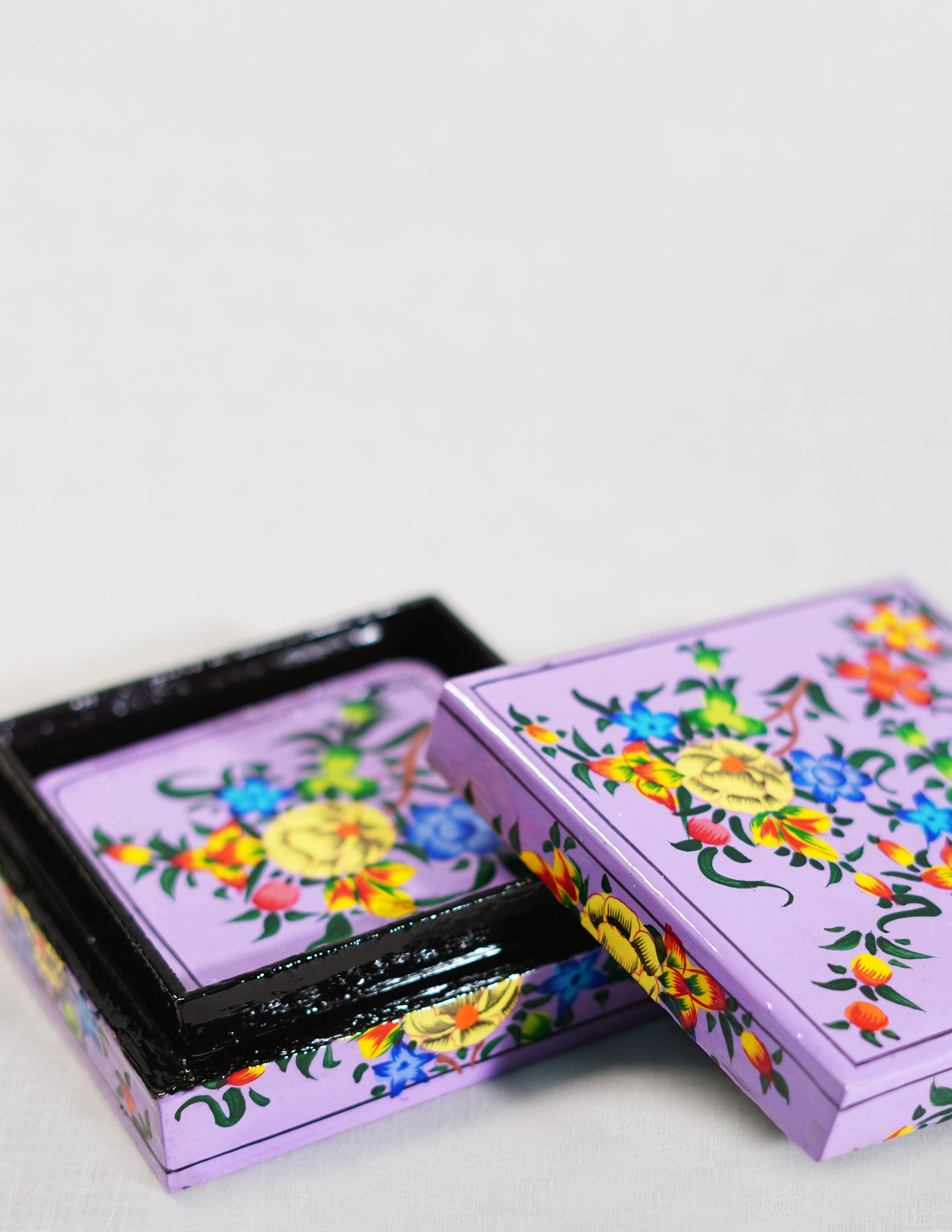 Handmade Kashmir Papier-Mâché Coaster Set — Hand-Painted Design | 11 cm (L) × 11 cm (B) × 3.5 cm (H)