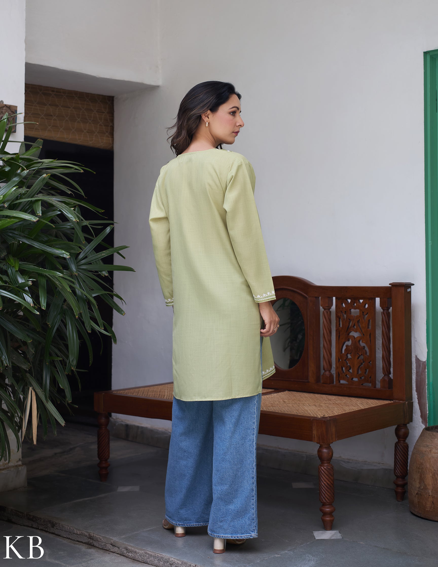Nigeen Kashmiri Aari Light Green Kurti - Kashmir Box