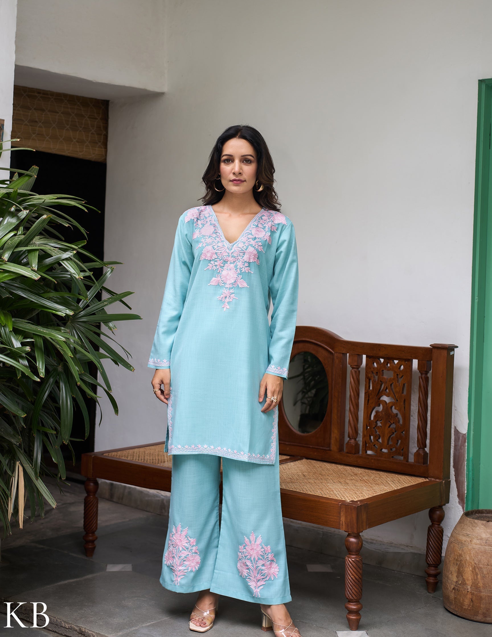 Nigeen Kashmiri Aari Sky Blue Co-ord Set - Kashmir Box