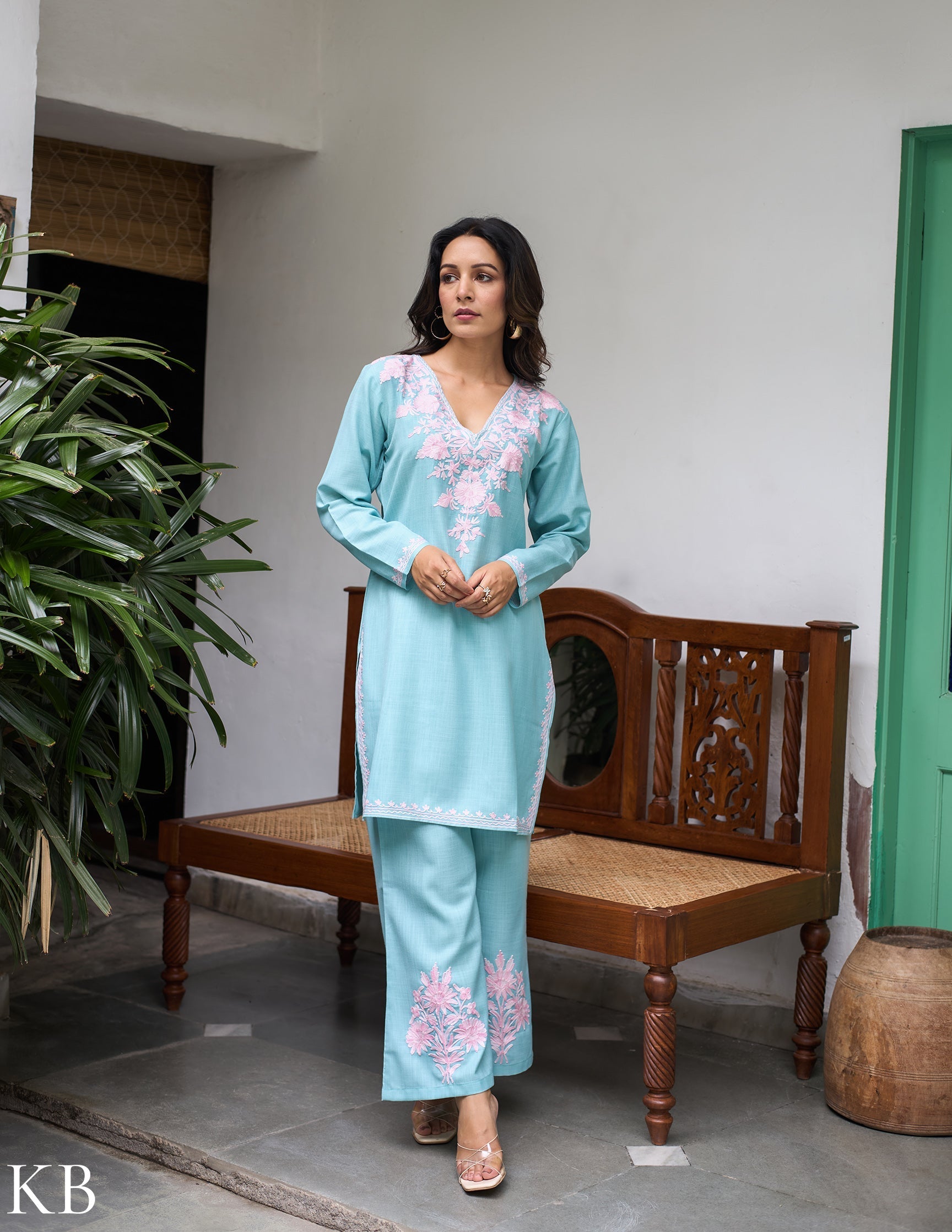 Nigeen Kashmiri Aari Sky Blue Co-ord Set - Kashmir Box