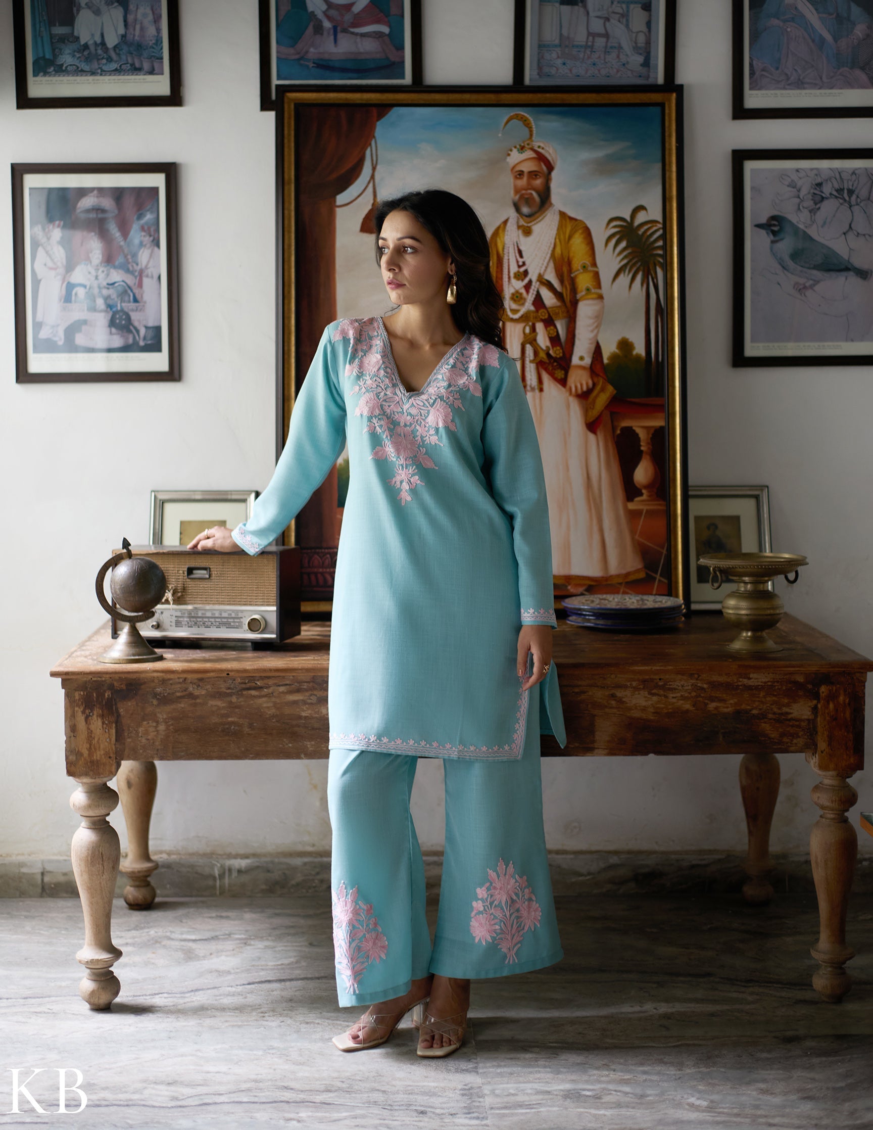 Nigeen Kashmiri Aari Sky Blue Co-ord Set - Kashmir Box