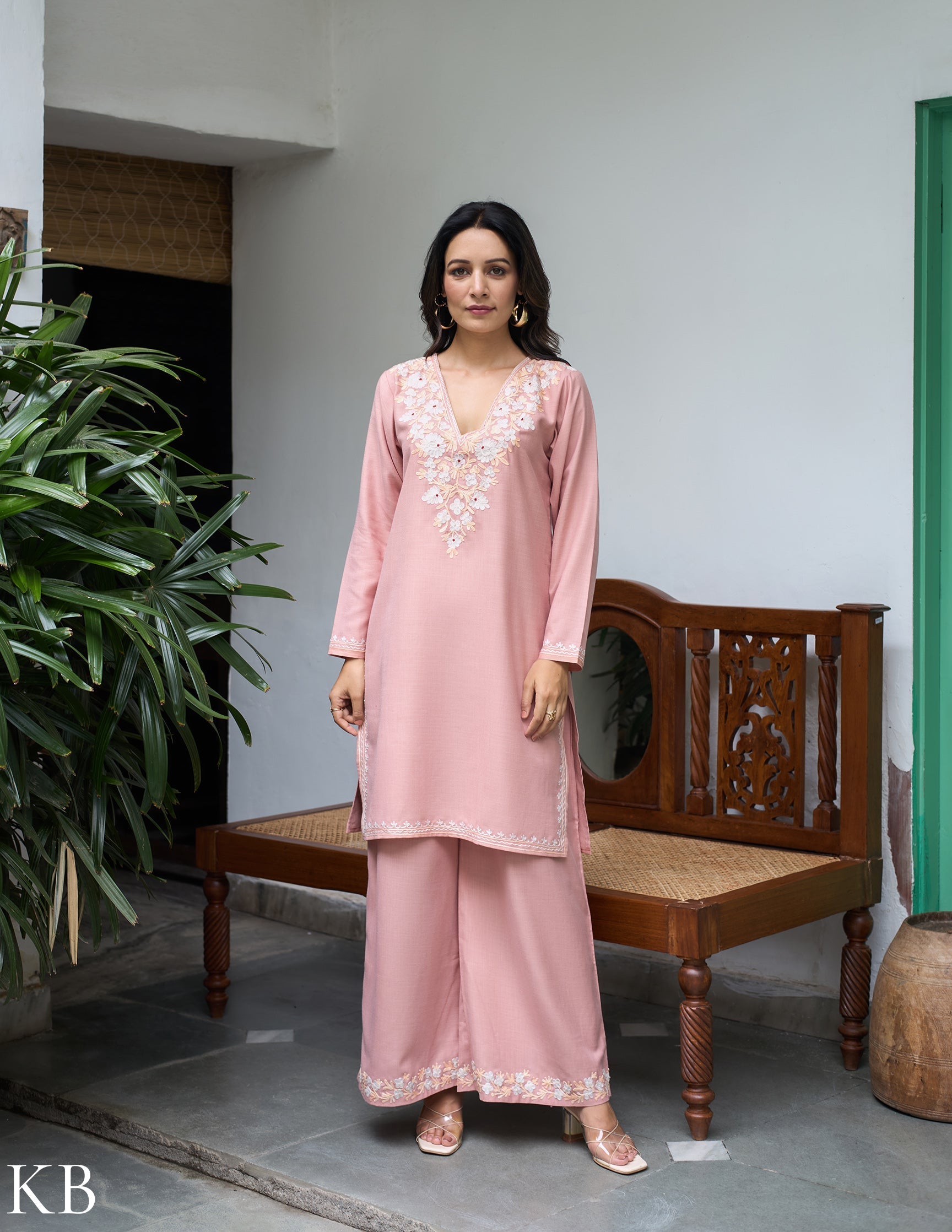Nigeen Kashmiri Aari Dusky Pink Co-ord Set - Kashmir Box