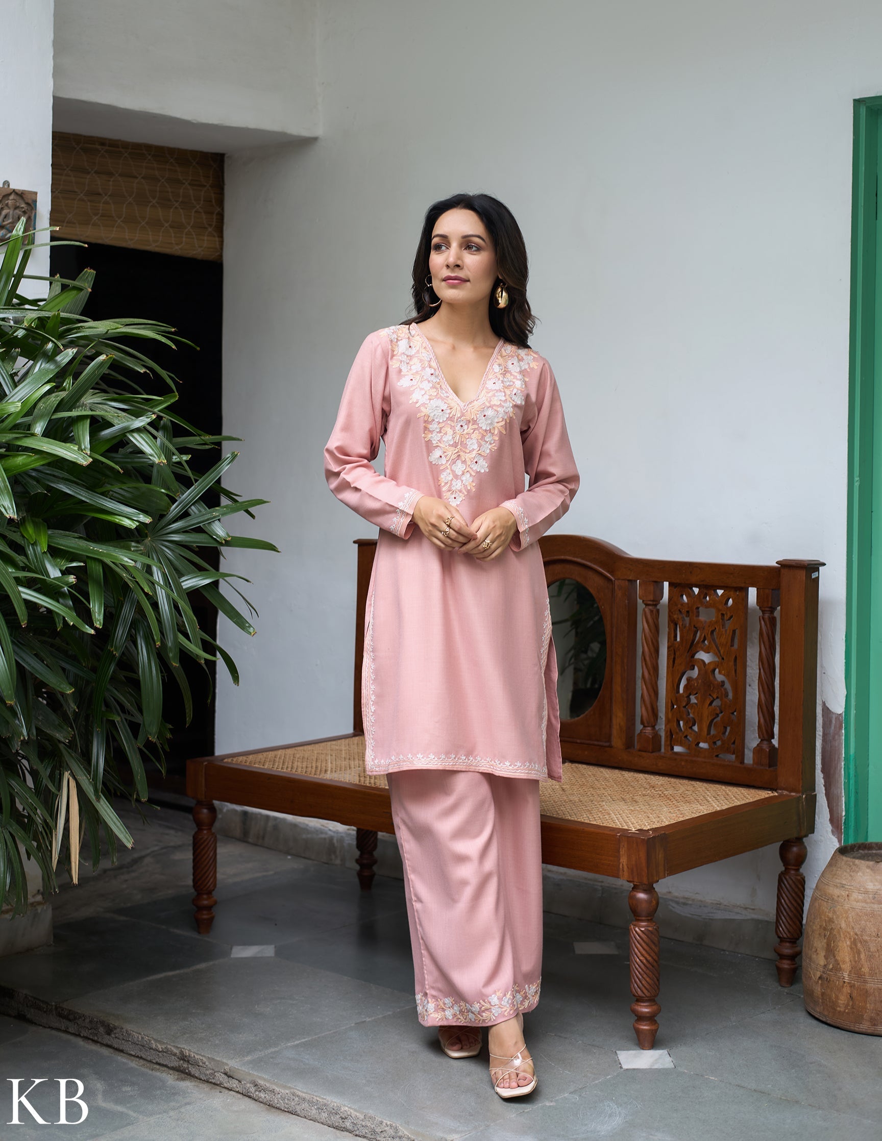 Nigeen Kashmiri Aari Dusky Pink Co-ord Set - Kashmir Box