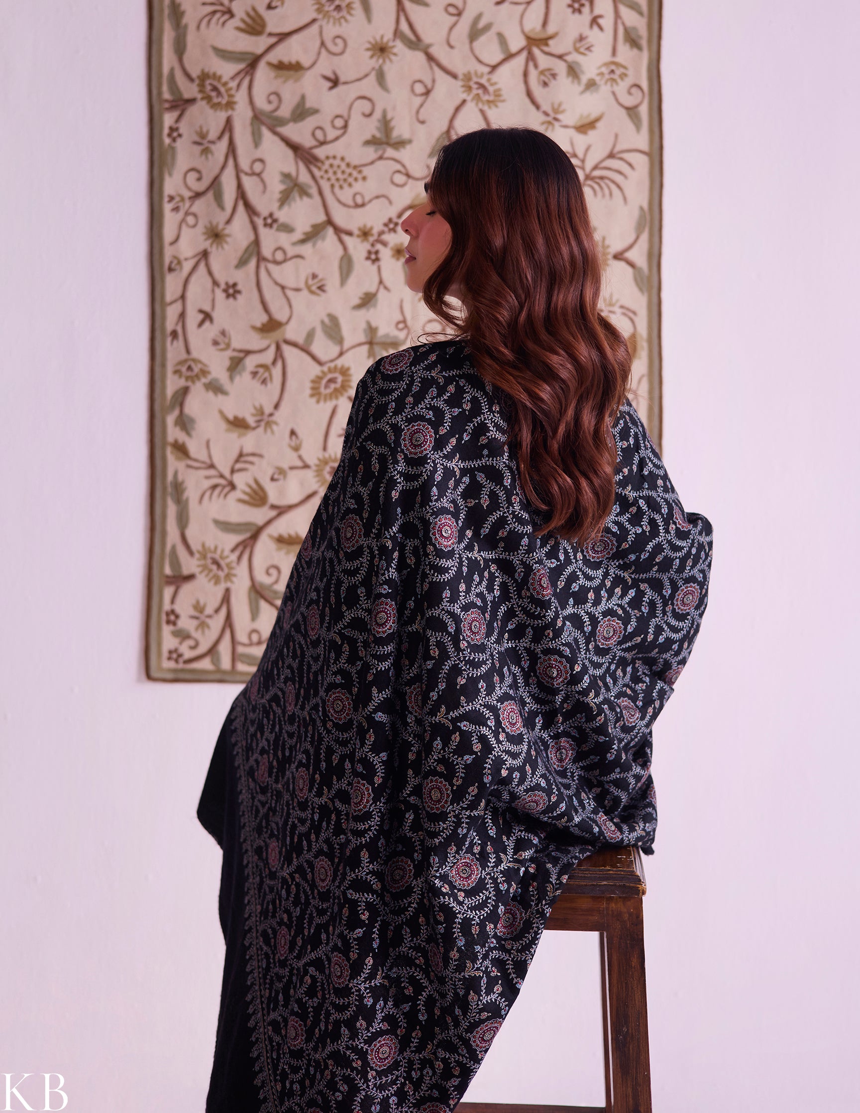 Kashmiri Handwoven Pashmina Jaali Sozni Shawl – Black | Handwoven Heritage - Kashmir Box