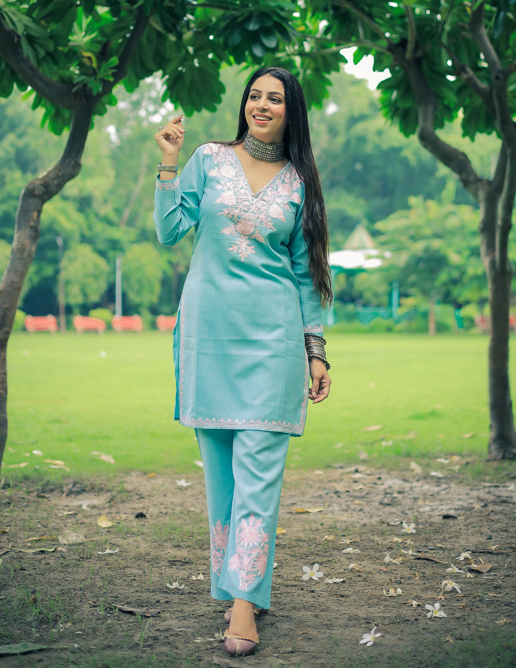 Nigeen Kashmiri Aari Sky Blue Co-ord Set - Kashmir Box