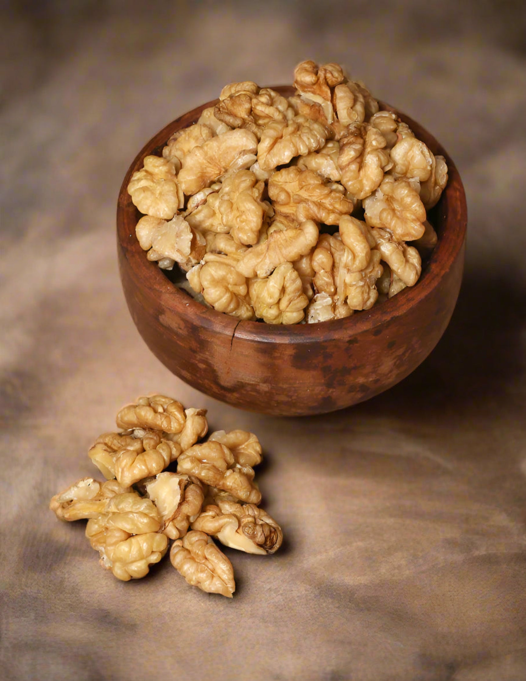 Koshur Walnut Kernels Snow White Quarter (Milky) - KashmirBox.com
