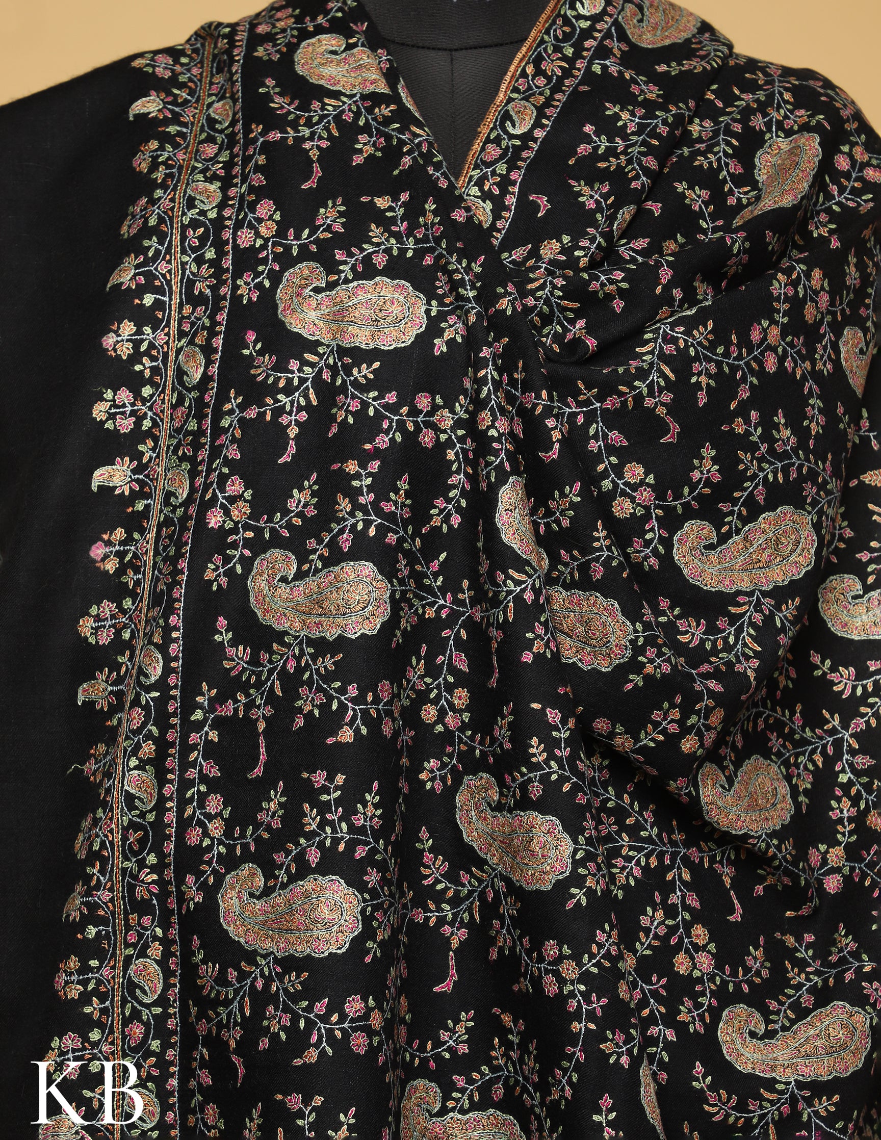 Black Jaldaar Sozni  Embroidered Pure Pashmina Shawl - Kashmir Box
