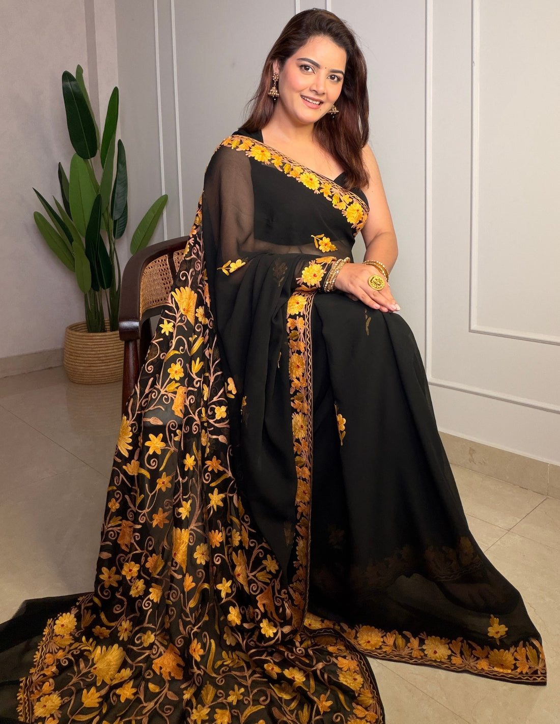 Kashmiri Aari Embroidered Georgette Saree – Black