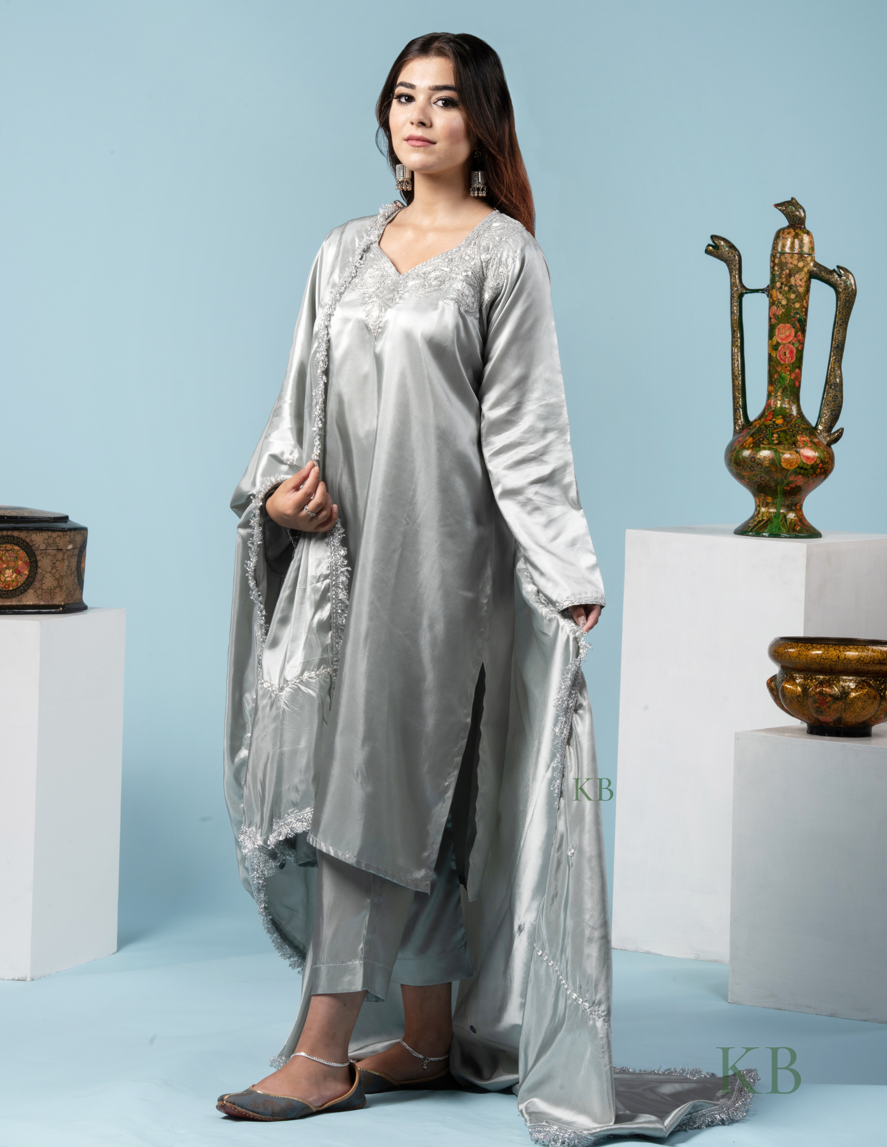 Grey- Gold Thread and Sequin Embroidered Kaftan – Talking Threads