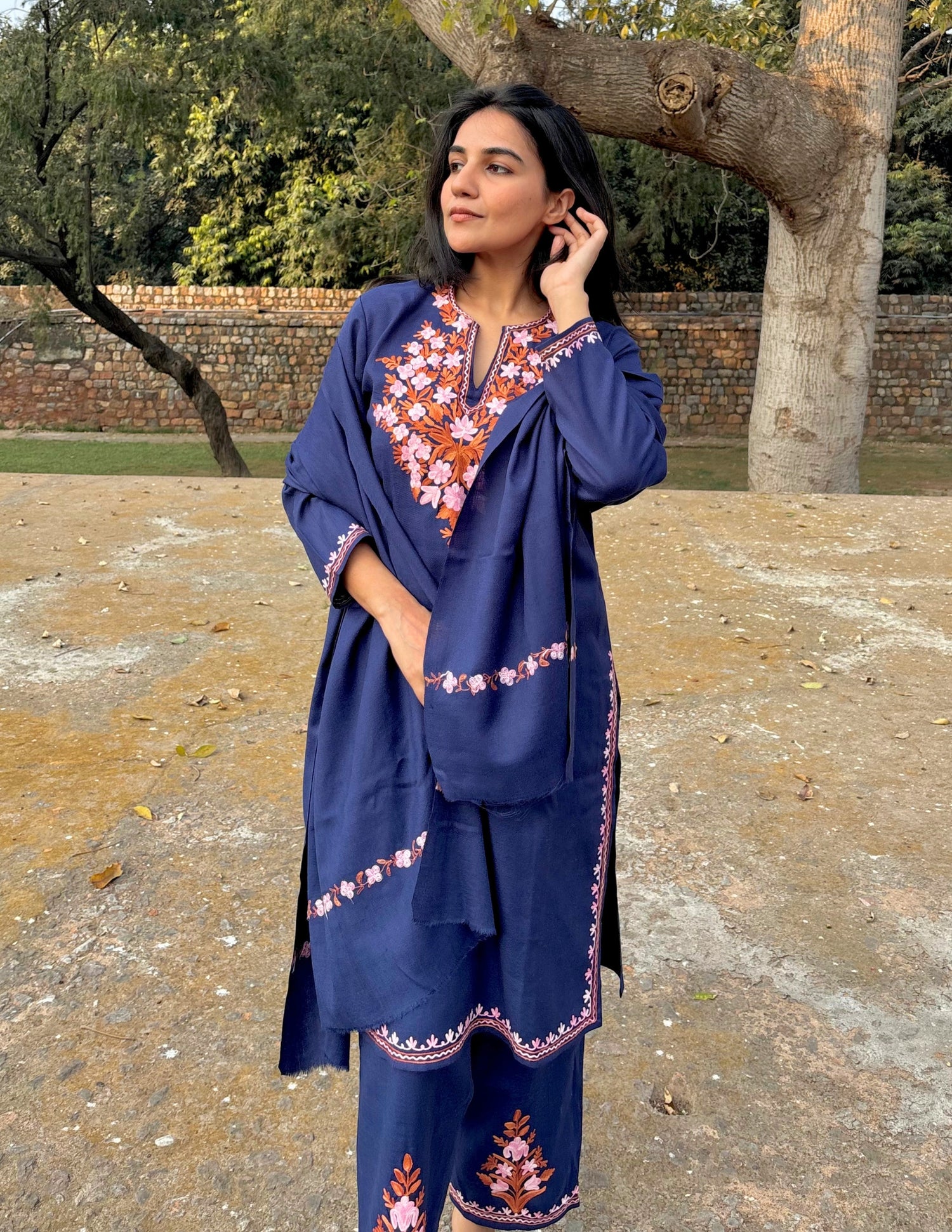 meHER Navy Blue Kashmiri Aari Woollen Co-ord Set