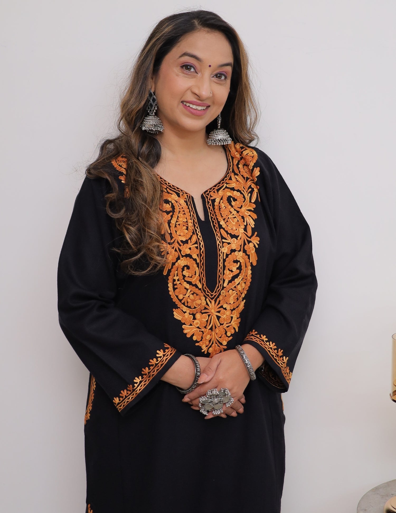 Rang-e-Khizan Classic Black Aari Phiran