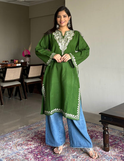 Rang-e-Khizan Forest Green Zari Gold Phiran