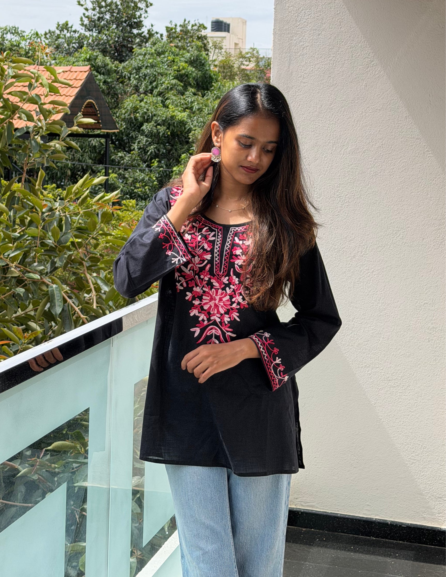 Black Kashmiri Aari Embroidered  Rayon Kurta