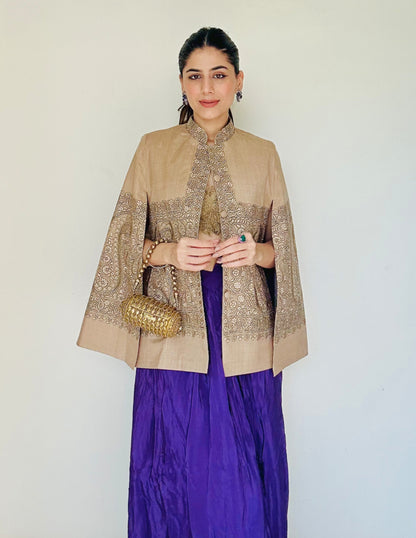 Nayaab Kashmiri Embroidered Woollen Jacket – Fawn