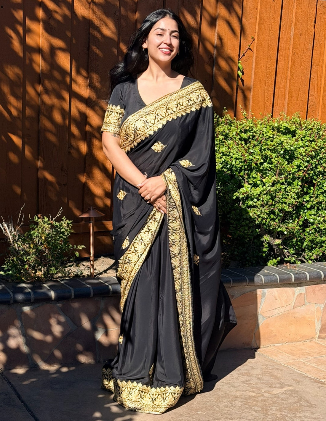 Kashmiri Zari Embroidered Crepe Saree – Black