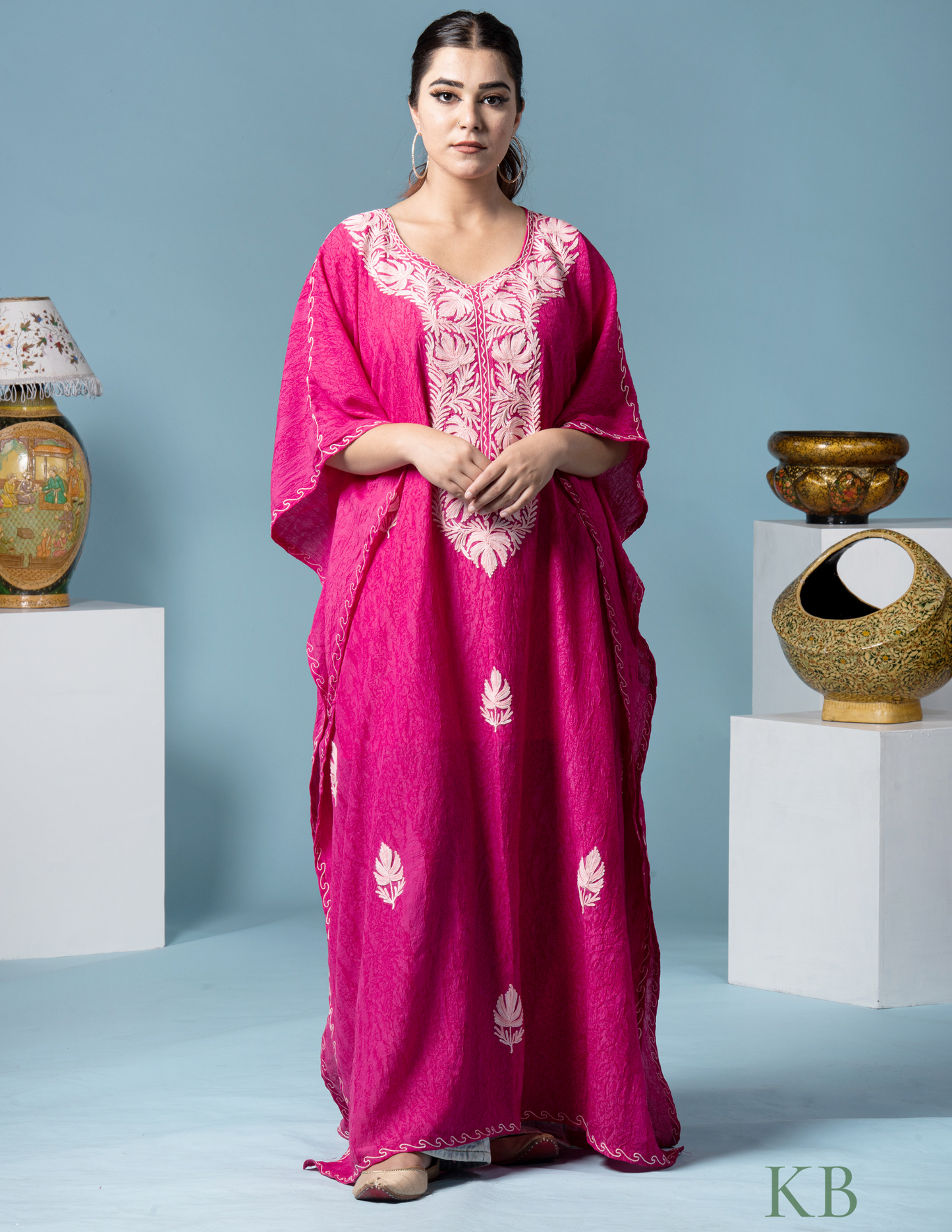 Booen Naal Pink Embroidered Kaftan - Kashmir Box
