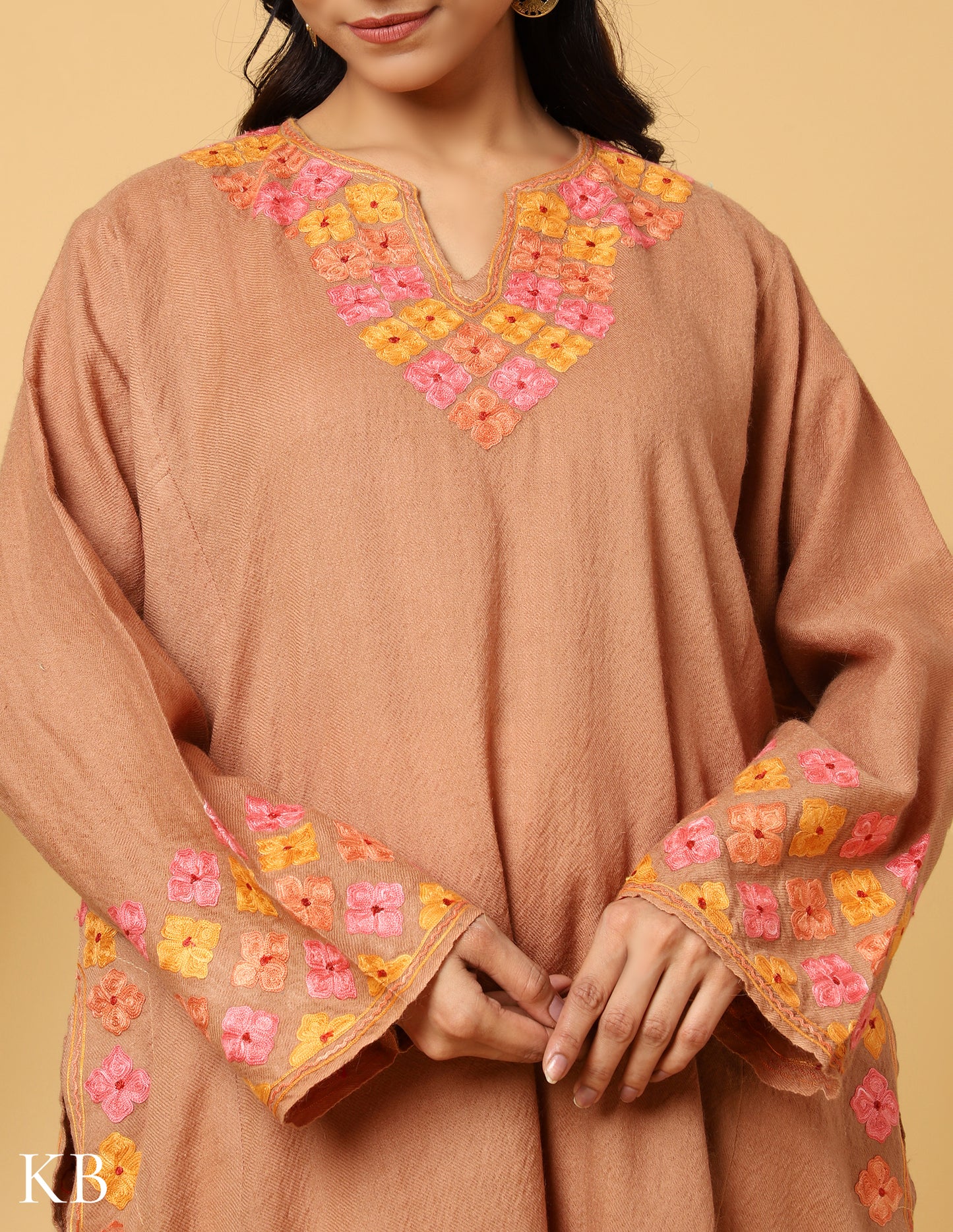 Sand Dune Aari Embroidered Pure wool Phiran - Kashmir Box
