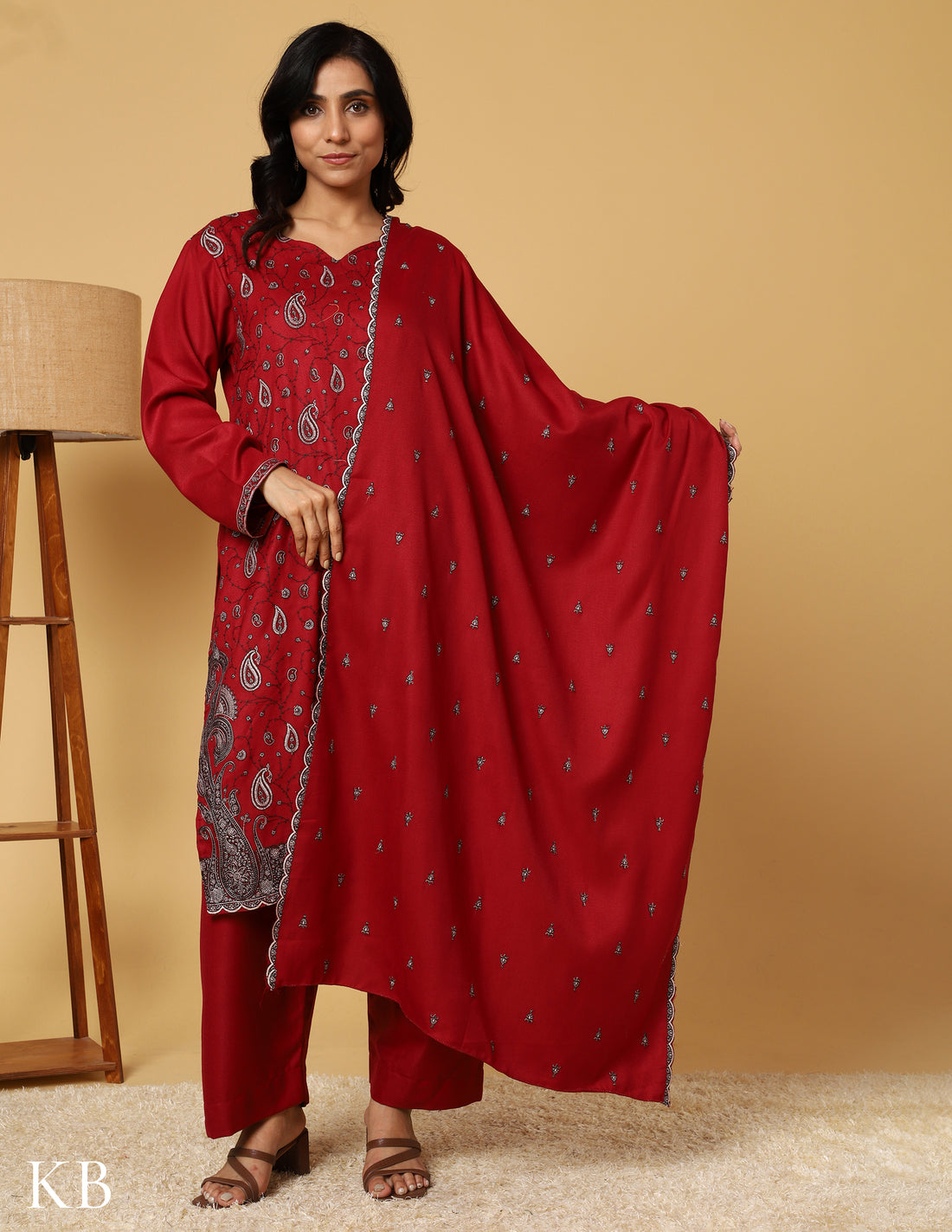 Maroon Oak Sozni Embroidered woolen Suit Set - Kashmir Box