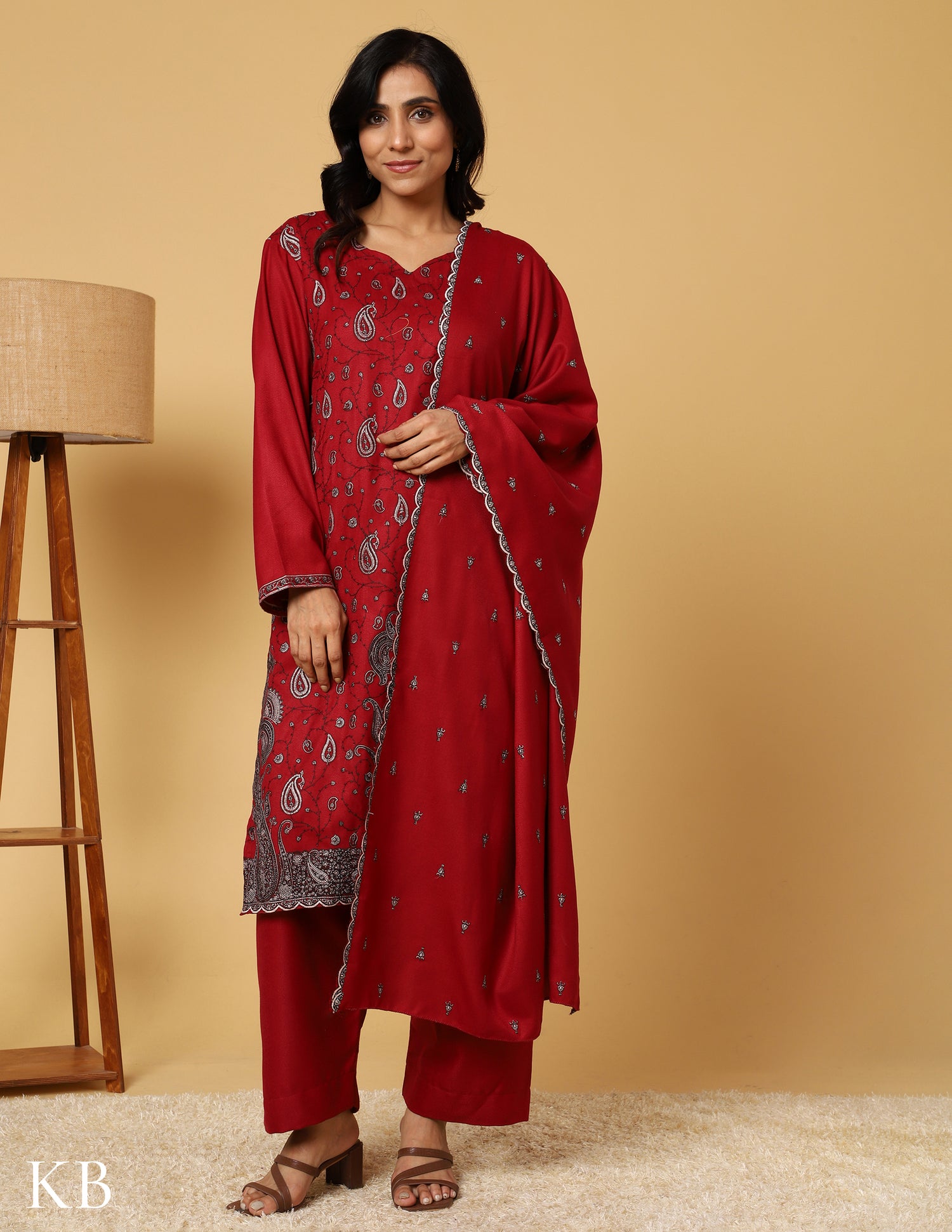 Maroon Oak Sozni Embroidered woolen Suit Set - Kashmir Box