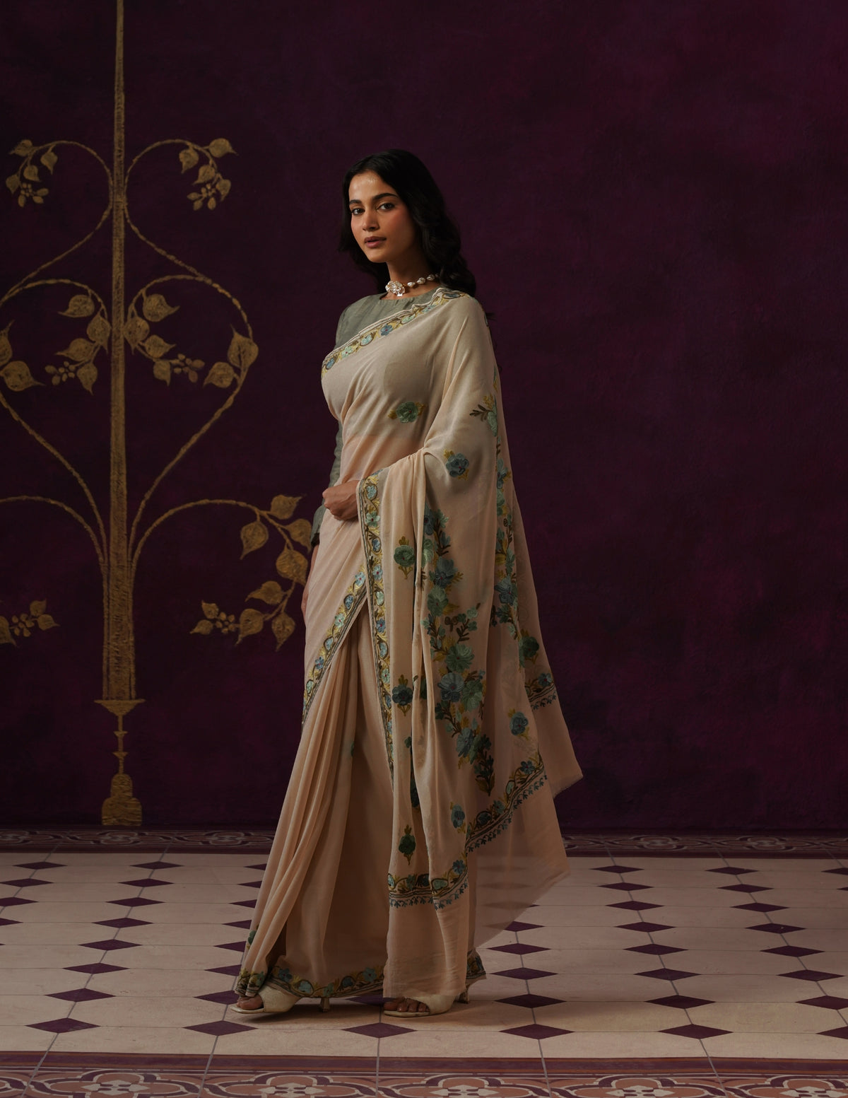 Kashmiri Aari Embroidered Georgette Saree – Beige