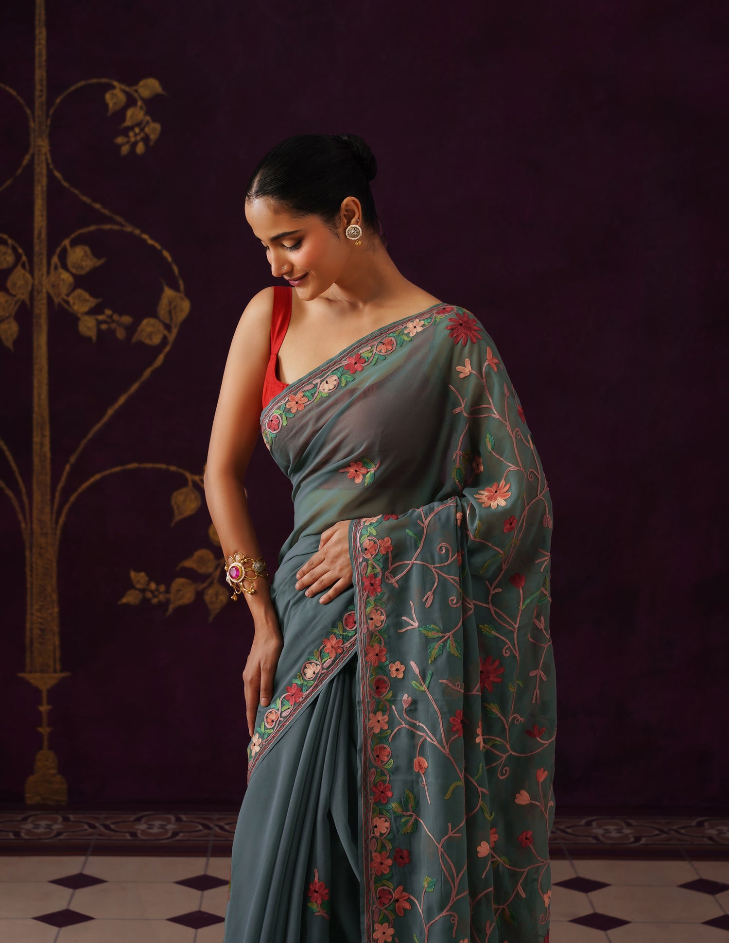 Kashmiri Aari Embroidered Georgette Saree – Pine Green