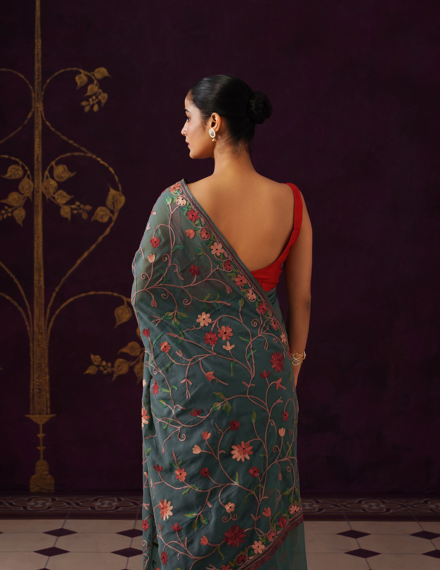 Kashmiri Aari Embroidered Georgette Saree – Pine Green