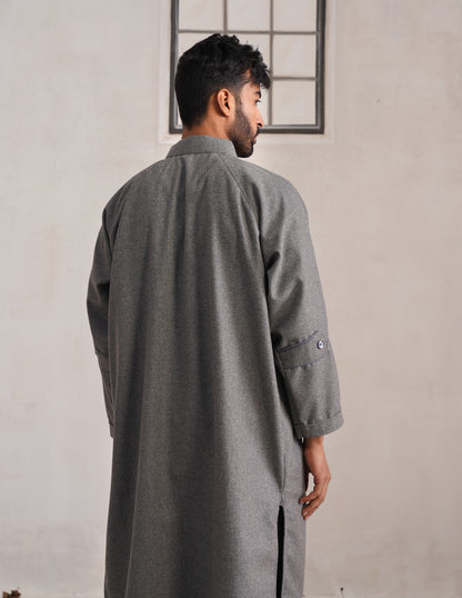 Grey Chinese Collar Long Coat-Style Men’s Phiran – Kashmiri Tweed Winter Pheran | HAIDER