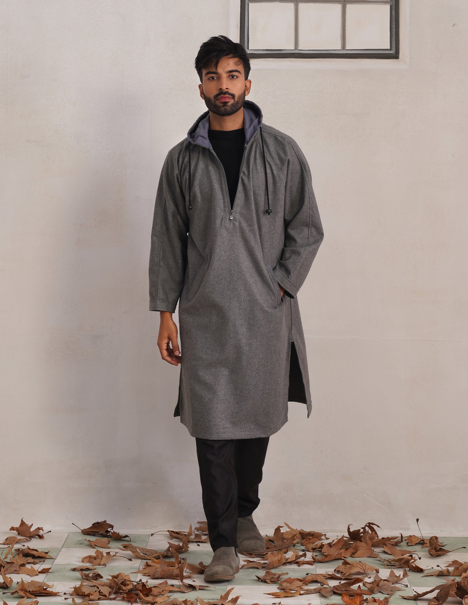 Grey Hooded Long Coat-Style Men’s Phiran – Kashmiri Tweed Winter Pheran | HAIDER
