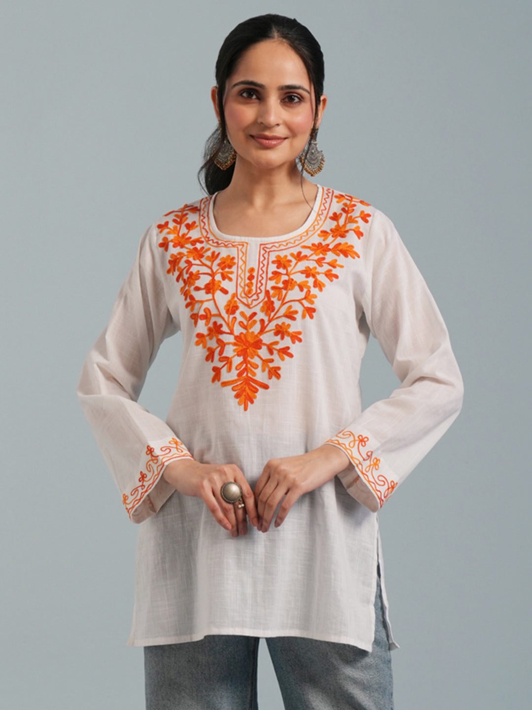 White Kashmiri Aari Embroidered Rayon Kurta