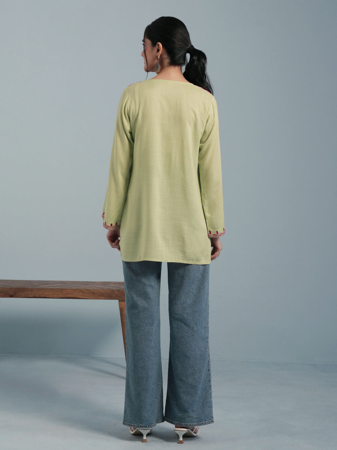 Light Green Kashmiri Aari Embroidered Rayon Kurta