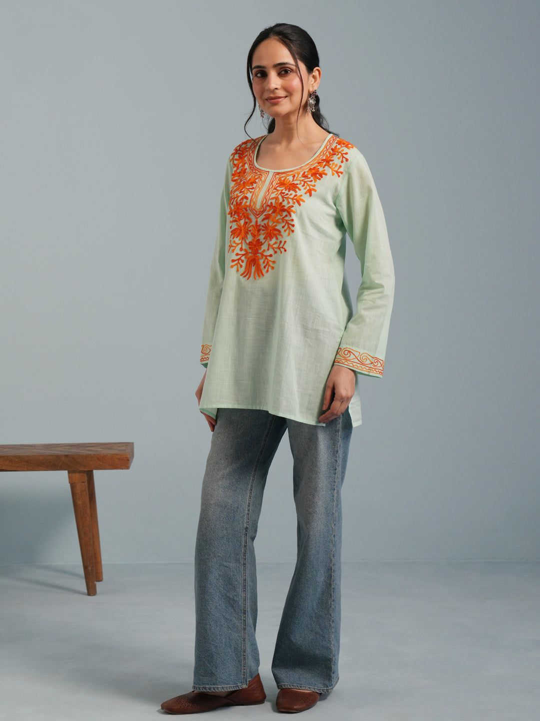 Light Green Kashmiri Aari Embroidered Rayon Kurta