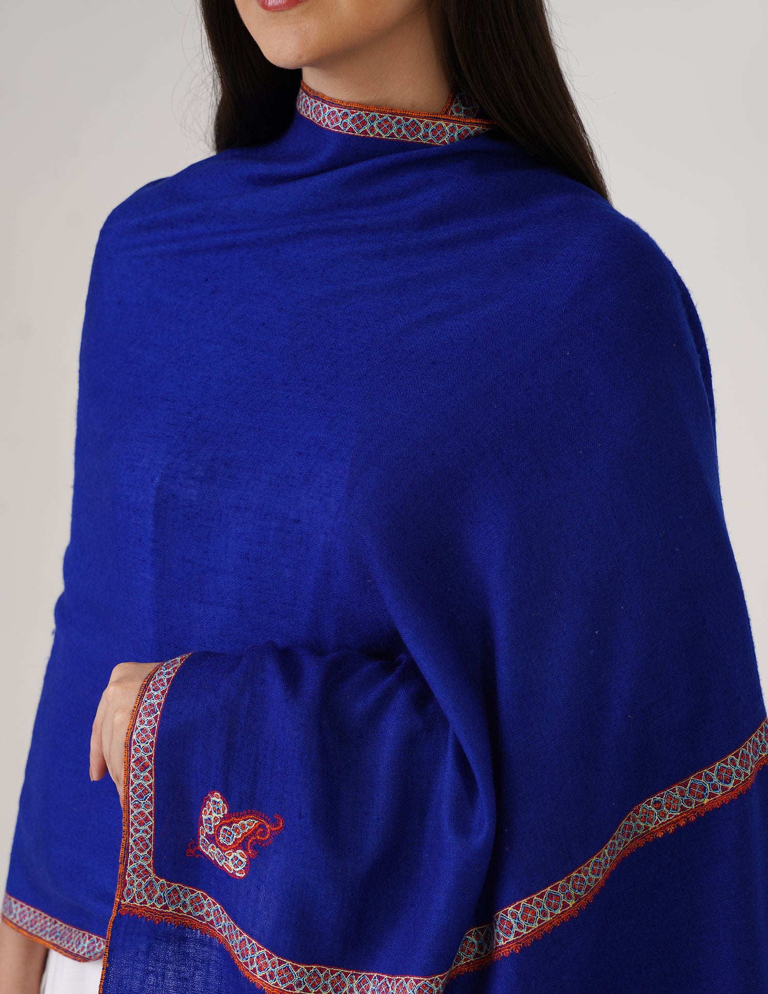 Kashmiri Handwoven Pashmina Sozni Stole Hashidaar – Dazzling Blue | Handwoven Heritage | GI Certified - Kashmir Box
