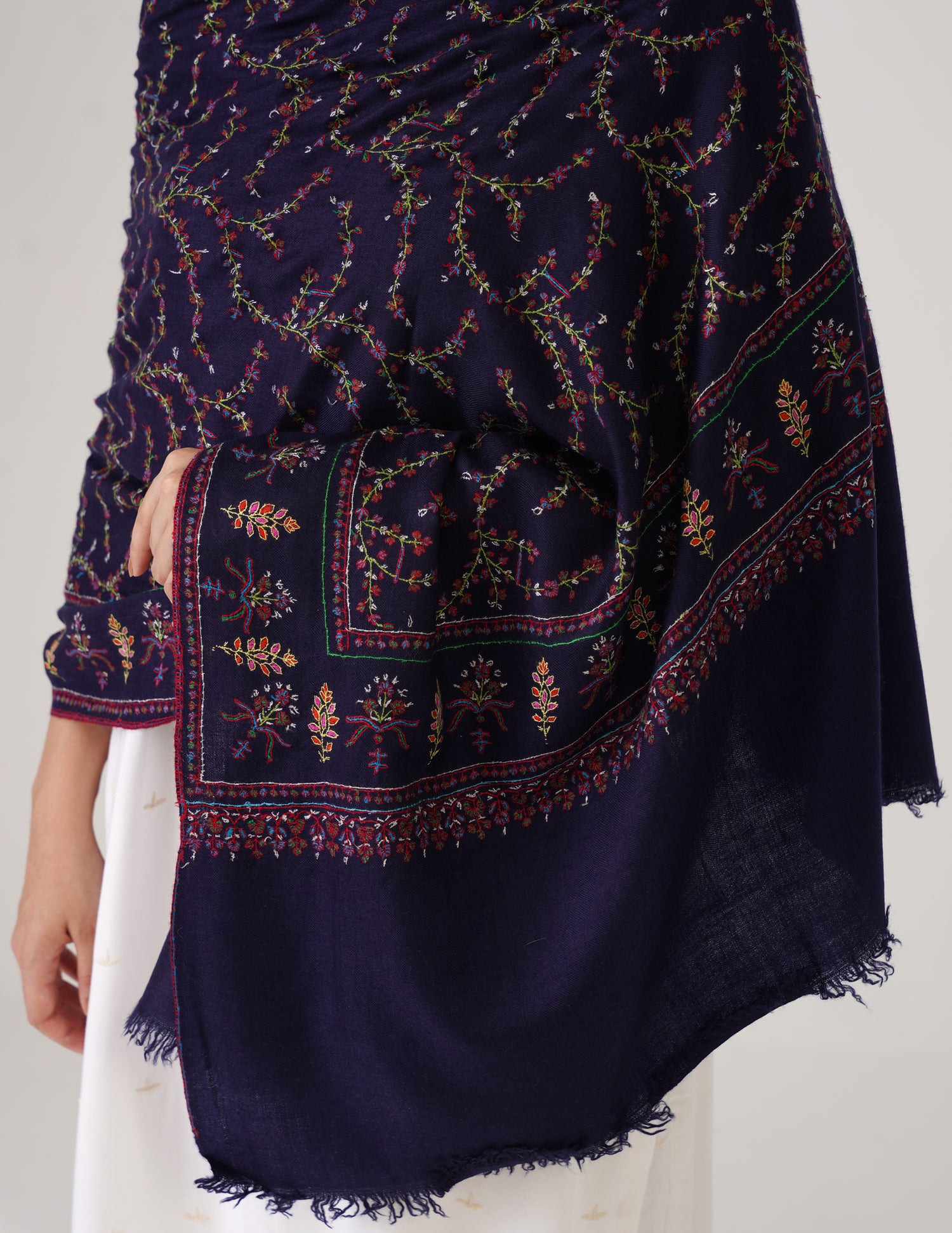 Kashmiri Handwoven Pashmina Sozni Stole Jaalidar Modern – Navy Blue | Handwoven Heritage - Kashmir Box