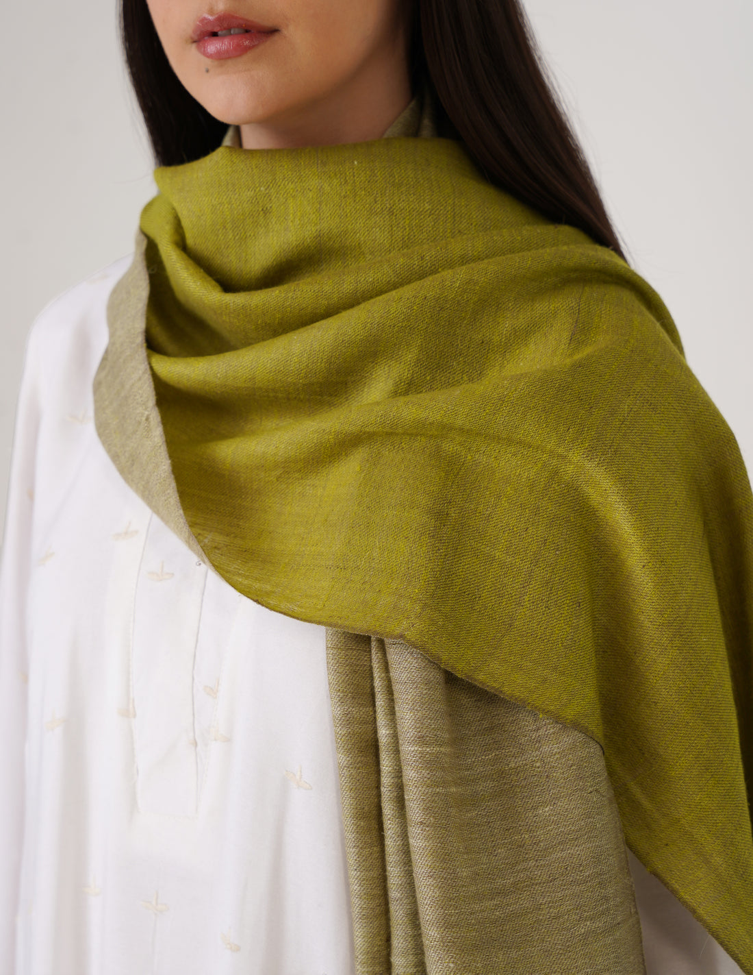 Kashmiri Handwoven Pashmina Reversible Stole – Olive Green &amp; White Asparagus | Handwoven Heritage - Kashmir Box
