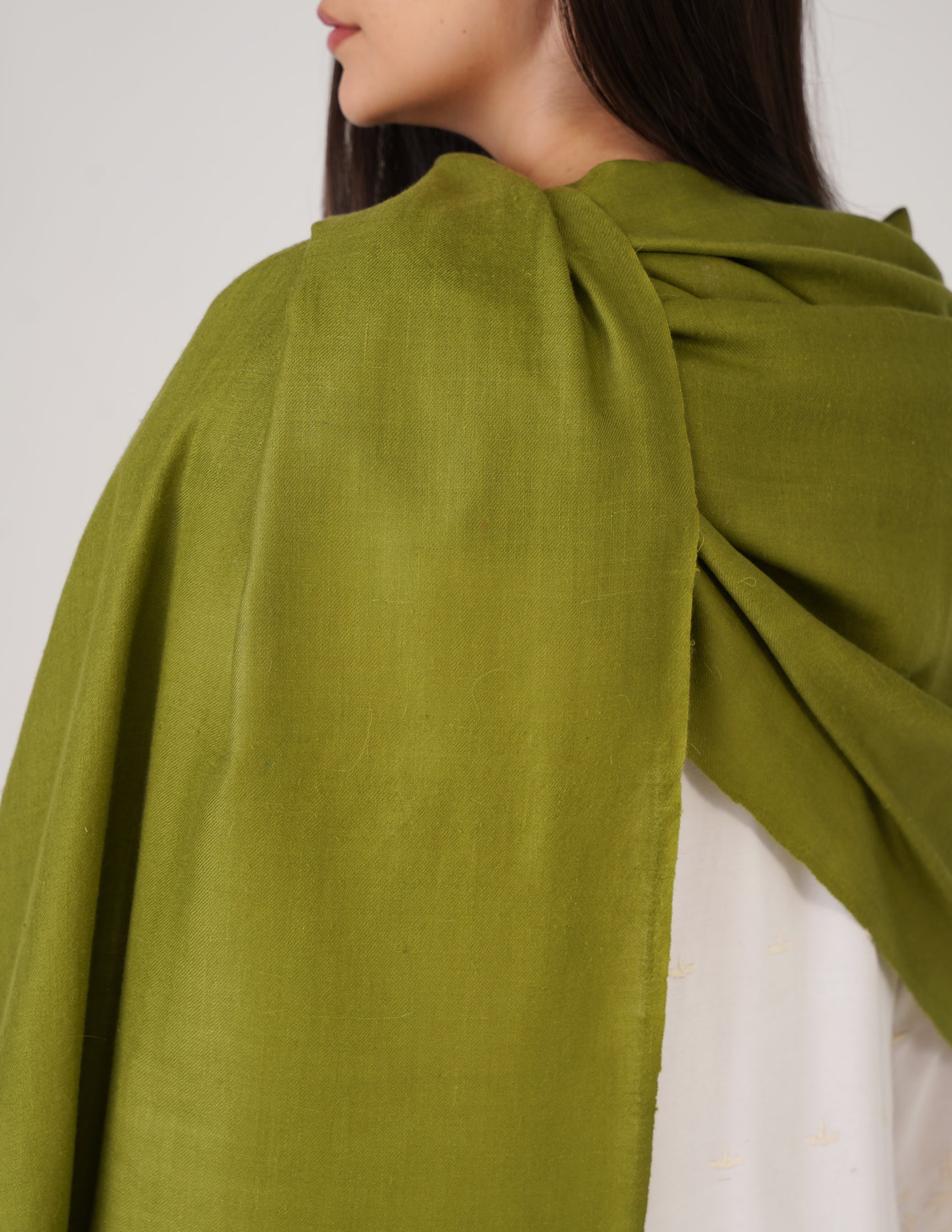 Kashmiri Handwoven Solid Cashmere Pashmina Shawl – Olive Green | Handwoven Heritage - Kashmir Box