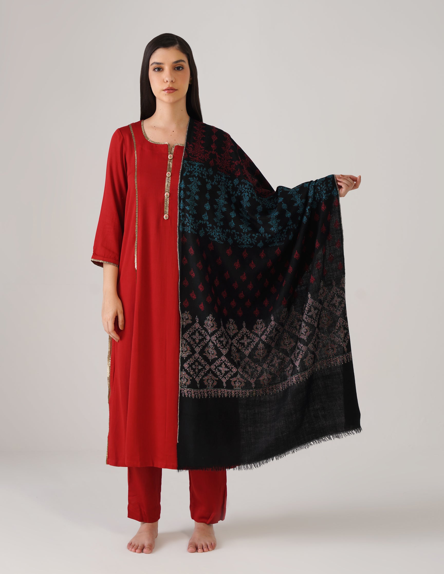 Kashmiri Handwoven Pashmina Sozni Stole Modern Design – Black | Handwoven Heritage - Kashmir Box